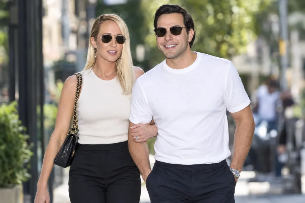 Anna Camp's Husbands: Michael Mosley And Skylar Astin